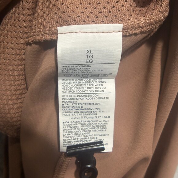 EUC Old Navy "High Rise Powersoft 3 in 1 Shorts Size XL - Picture 11 of 14